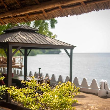 Sea View Beach Hotel Zanzibar Exterior photo