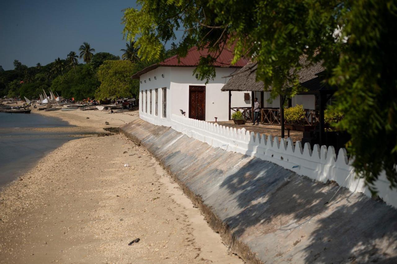 Sea View Beach Hotel Zanzibar Exterior photo