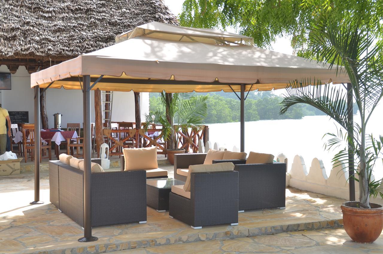 Sea View Beach Hotel Zanzibar Exterior photo