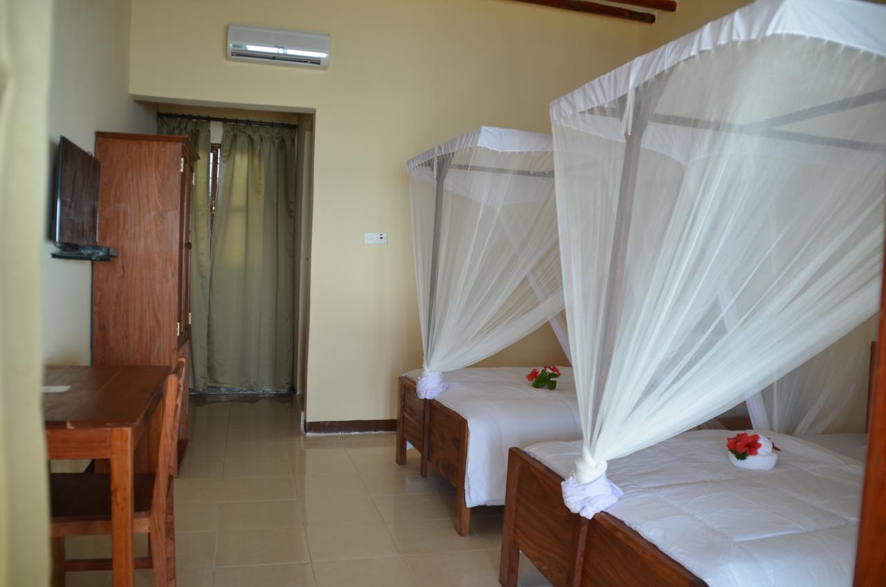Sea View Beach Hotel Zanzibar Exterior photo
